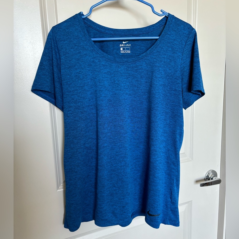 Nike DriFit Women’s Athleisure Scoop Crew Neck Athletic Fit Navy Royal Heathered